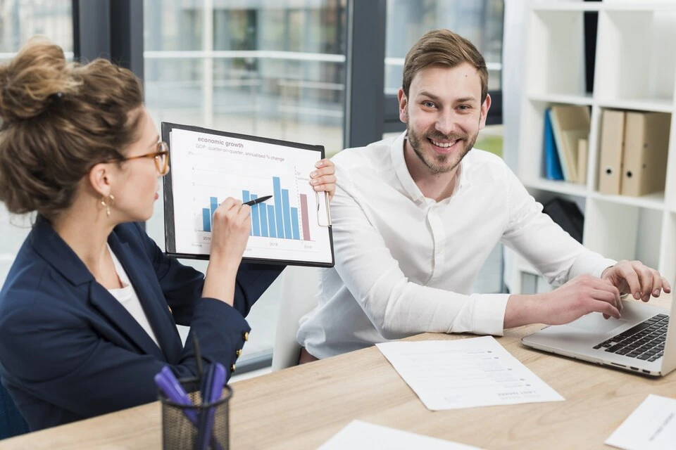 Why Financial Services Firms Choose Pay-Per-Lead